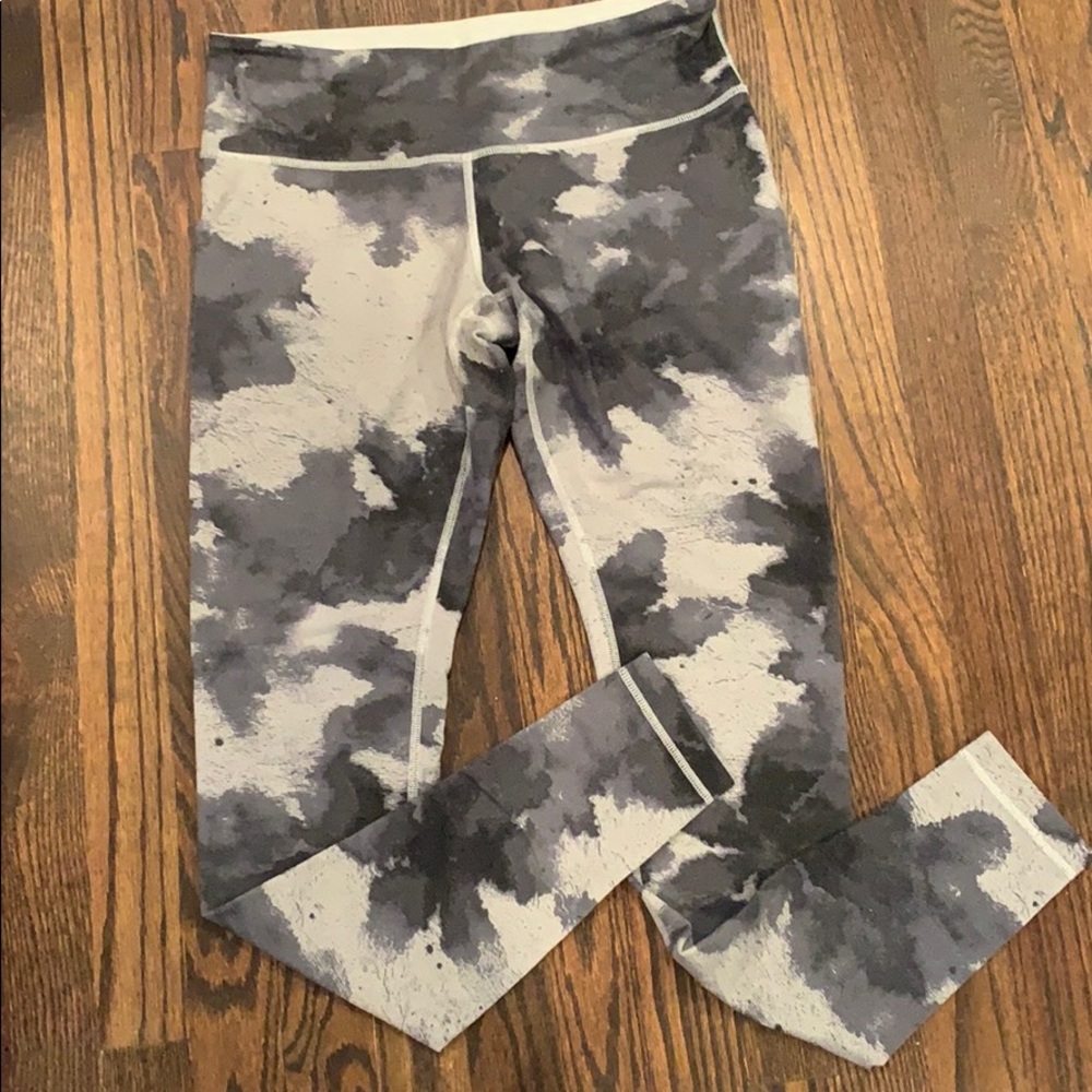 Lululemon full length pants size 8